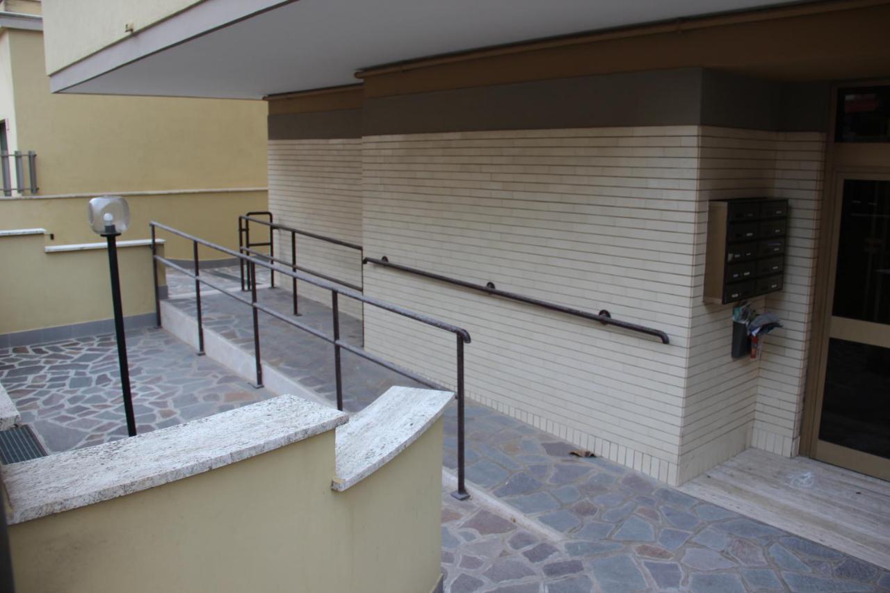 Appartamento Via Dei Fabbri Navali Lido di Ostia Exterior foto